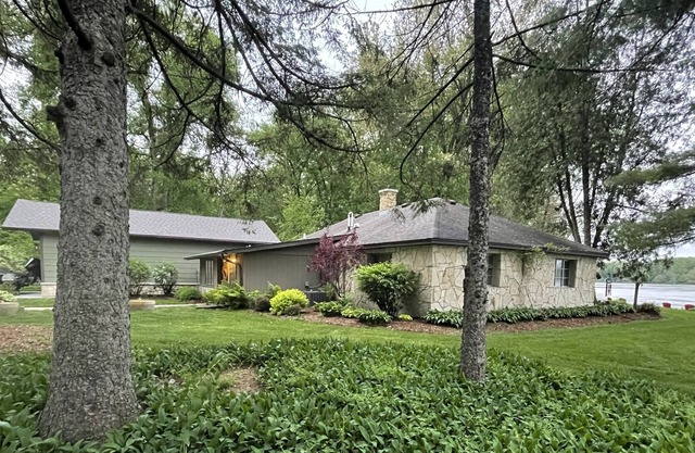 Mississippi River Home DeSoto Wi. Between La Crosse and Prairie Du Chien Wi.