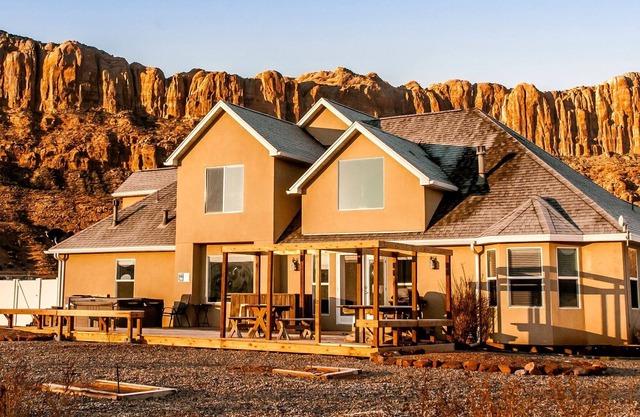 Moab Desert Home: 4 BR / 2. 5 BA casa independiente en Moab, para 10 personas