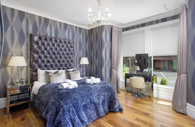 Mode Breck Apartments