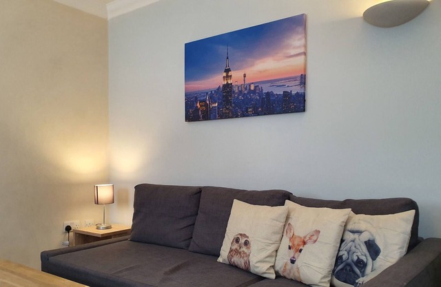 Moderna 1 cama en el casco antiguo. Ideal para comida y bebida!