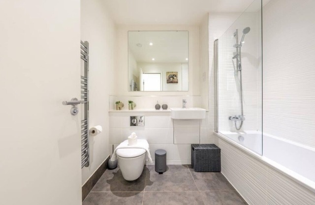 Bedford Platform-Apartamento-Baño Privado