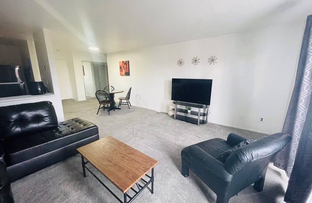 Modern 1BR in Elkins Park