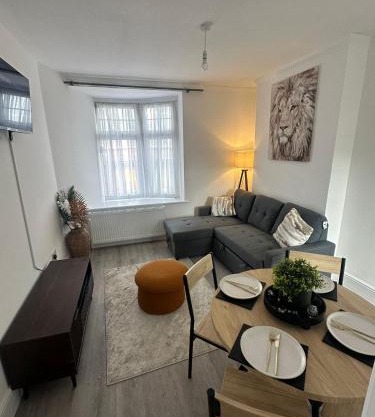 Modern 2 Bed in croydon