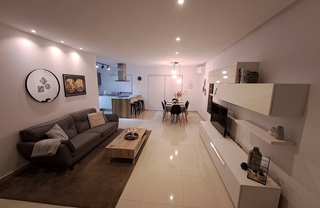 Modern 3 bedroom apartment in Mellieha