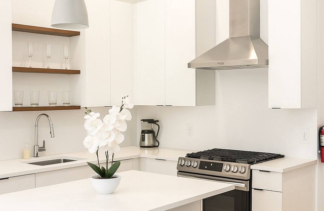 Modern 3bd, 2bth apt in Jersey City near Manhattan