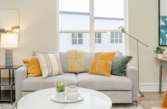 Modern Apartment in Prime Location (ID2685X5)