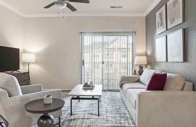 Modern Apartment in Prime Location (ID8995X37)