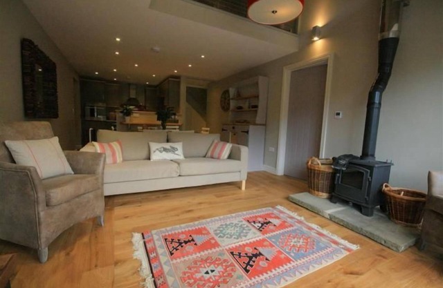 Modern Barn Conversion, 3 bedrooms