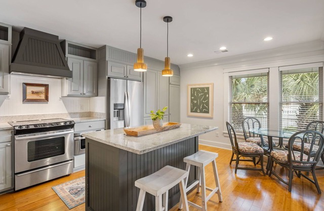 Modern Beachside Bungalow with Ocean Views!