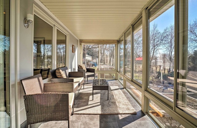 ¡NUEVO! Moderna casa Boise con patio - 5 Mi. al centro!