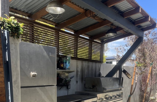 Modern, Breezy Home in Mar Vista- Santa Monica Adjacent