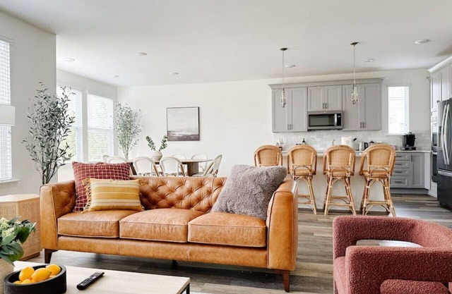 Modern, Build - Loveland Luxury Oasis by Trails, I-71