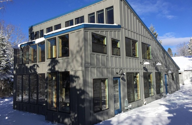 Cabaña moderna con vista panorámica al Monte Shasta