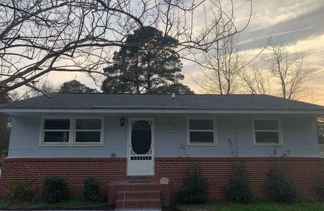 Modern Comfort in the desirable Mossy Oaks neighborhood with many upgrades!