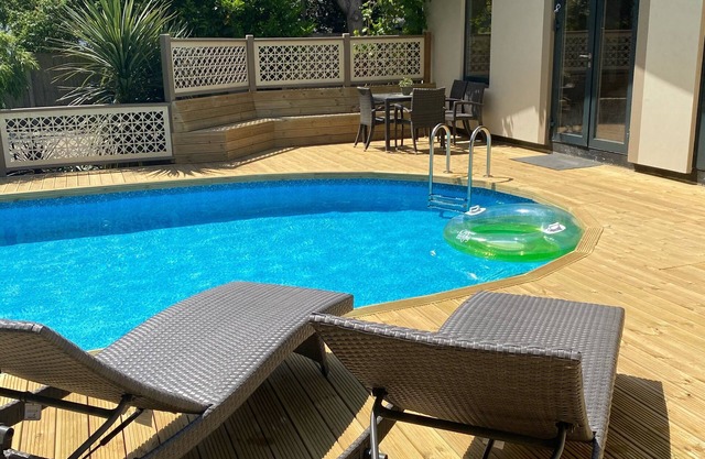 COTTAGE MODERNO PERFECTO PARA UNA FAMILIA