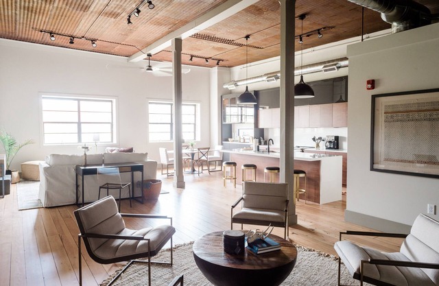 Modern Downtown Loft