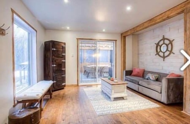 Modern Farmhouse Cozy Chalet + Private Spa