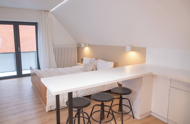 Modern Hamburg apartment. The large bright room + private bathroom