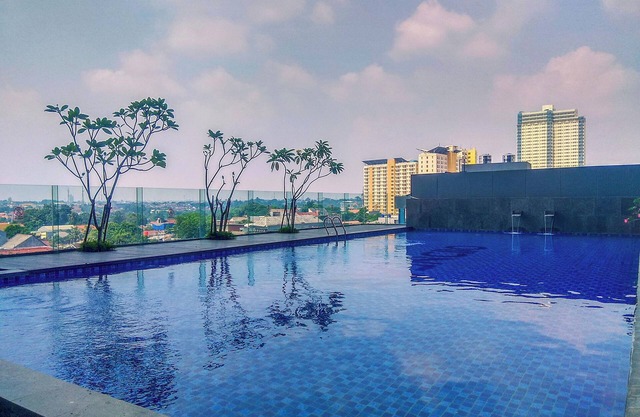 Modern Look And Comfortable Studio Evenciio Margonda Apartment