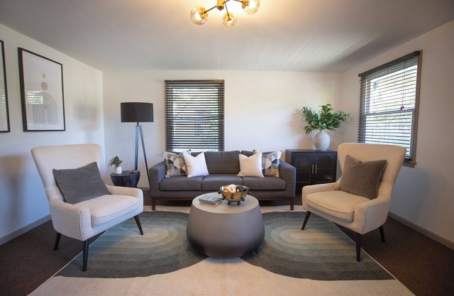 -Modern Minimalism: Cozy, Sleek Stay-