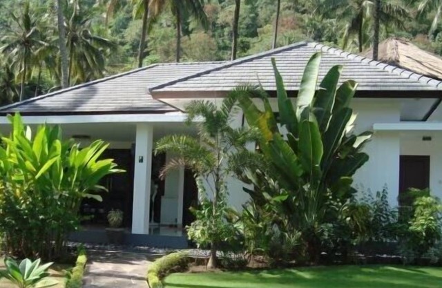 Bungalow nuevo y moderno en un acogedor parque de vacaciones + piscina