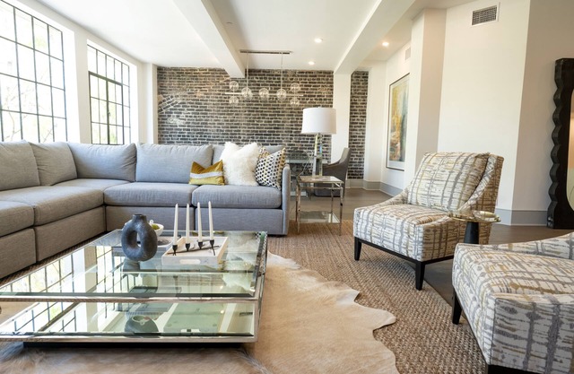 Urban Elegance Meets Comfort: Discover Luxury Living in New Orleans’ CBD
