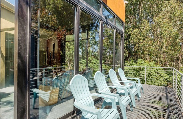 2860 / Modern Oasis- 2 noches mínimo fuera de temporada / 4 noches mínimo verano / vacaciones