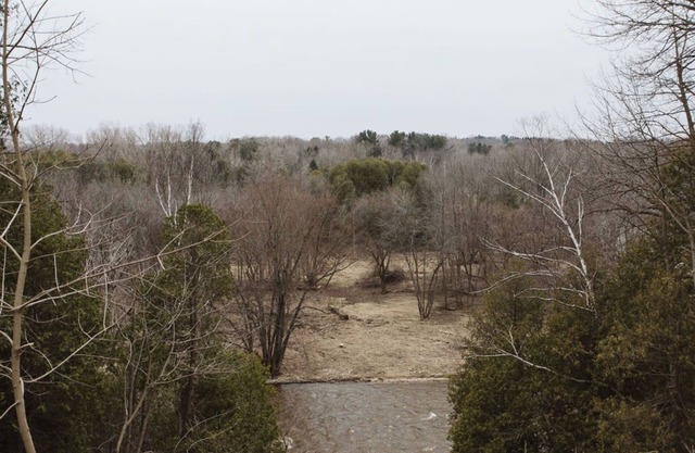 Frank Lloyd Wright student designed mid-century modern riverfront home