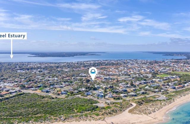 Modern, stylish and spacious 4BR home, sleeps 8, close to beach