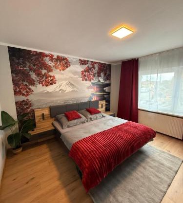 Modernes Apartment 1 mit eigener Küche & Bad - Schuster Homes -