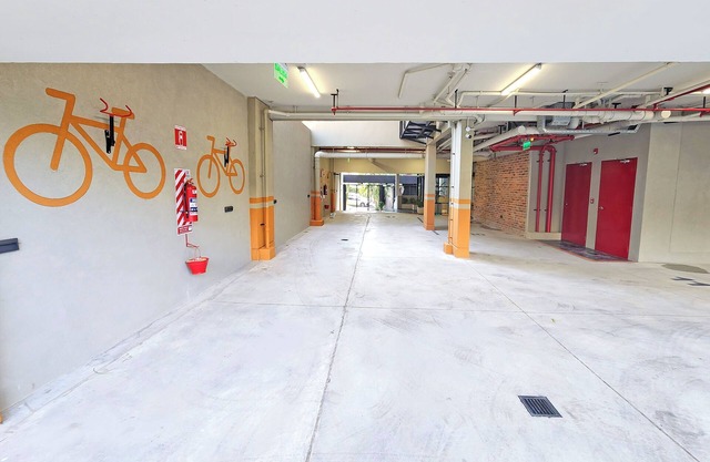 Moderno dpto en Morra con WiFi + coworking incluido