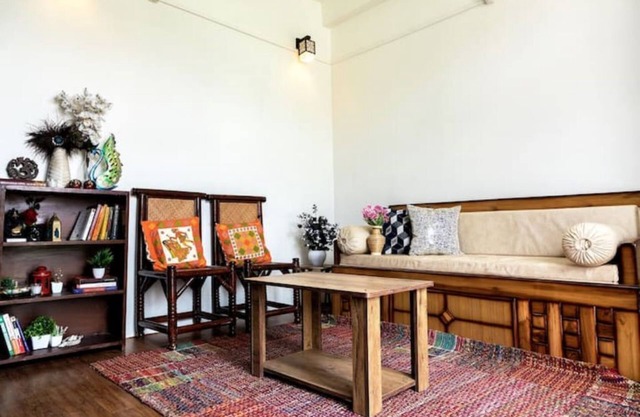 Mohija Homestay: Cozy Family Suite I 1BHK I Kitchen I Open Terrace
