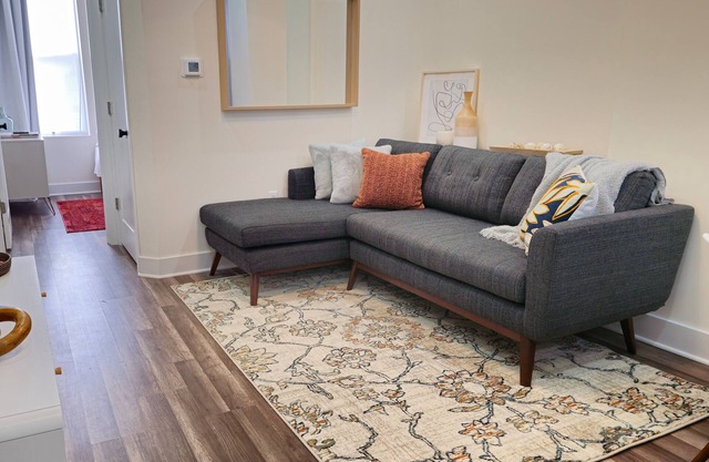 Monthly 2BR/2Bath | Comfy | Near Center City and CHOP