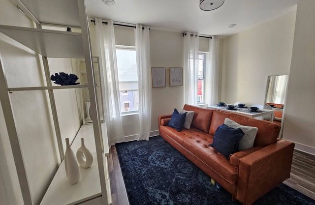 Monthly | Comfy | 1BR Near Center City and CHOP