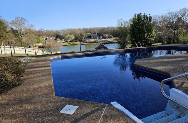 MONTHLY STAYS-Breathtaking 8 BR Retreat with Private Pool, Lake View, & Backyard