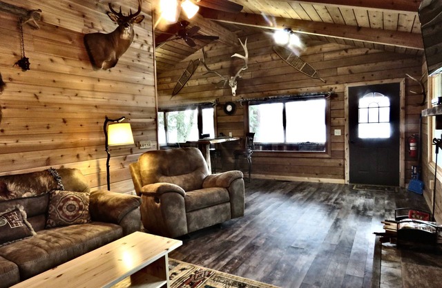 MOOSE CABIN