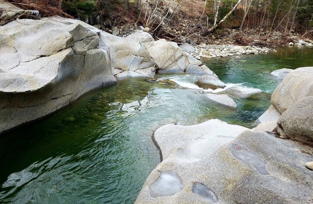 Moose Chalet - Una divertida casa de vacaciones en The White Mountains, junto al río Baker.