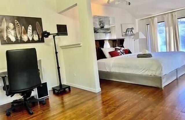 Morningside work Hub 4 beds/2BR, Fiber internet