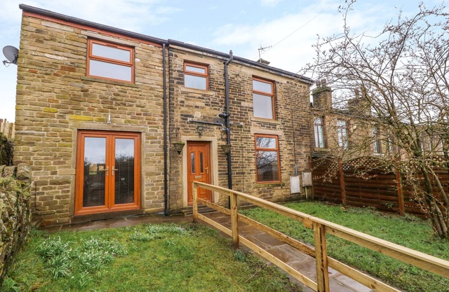 MOSCOW MEWS, admite mascotas en Thornton, West Yorkshire, Ref 998924