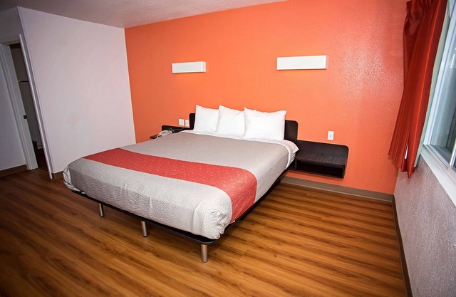 Motel 6 Crescent City, CA