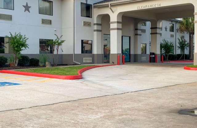 Motel 6 Houston, TX - Hwy 249 and Fallbrook