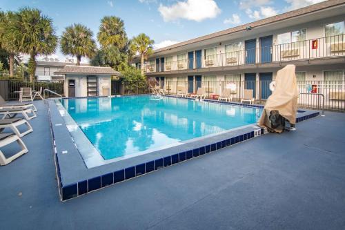 Motel 6-Kissimmee, FL - Orlando