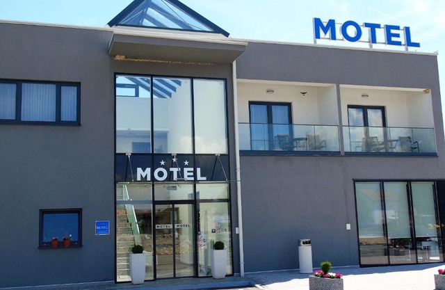 Motel Kamenica