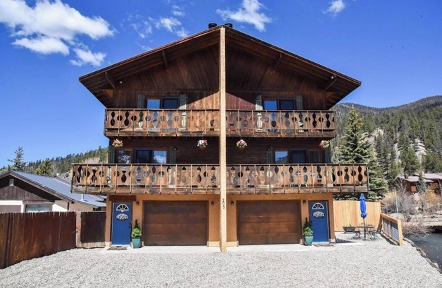 Mountain/River Rider at Brookside