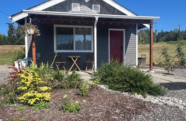 Mt. Baker to Bellingham Bay Vacation Home