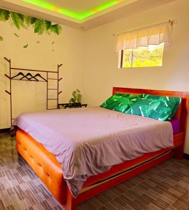 Mt Kanlaon Staycation Family Farmhouse