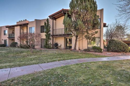 Mtn-View Condo with Hot Tub Access in Sedona!