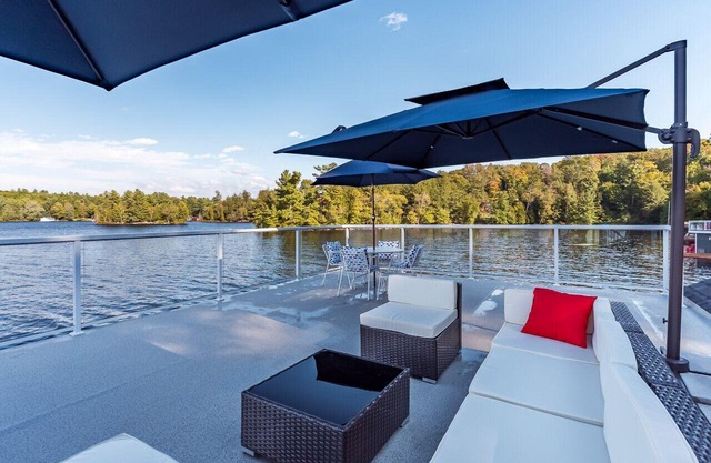 Muskoka's Dreamcatcher, Lake Muskoka