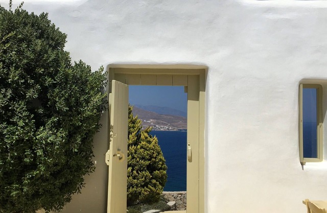 Joya escondida de Mykonian: perfecta para los amantes de la windsurf y del jet set boho chic