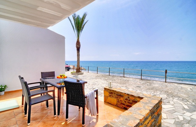 Myrtos Mare Suites - Seafront Studio